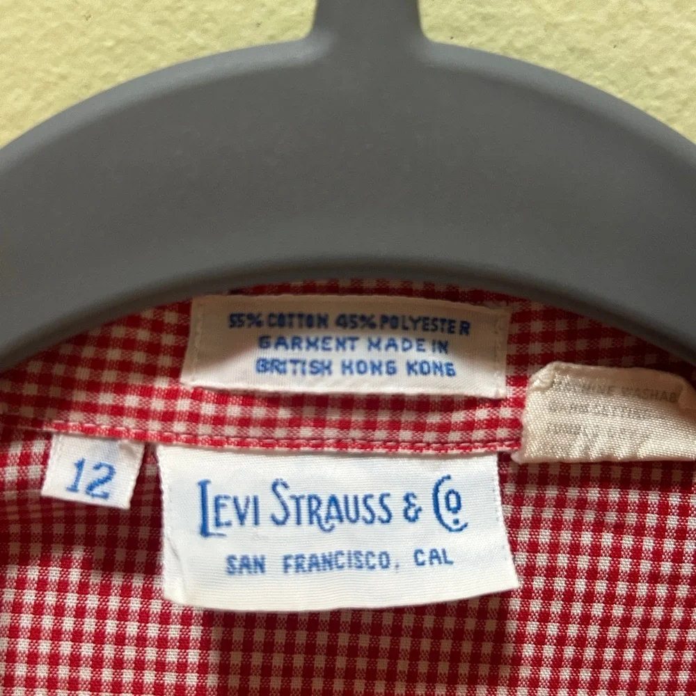 Vintage Levi's Gingham Button Down Top - Picture 2 of 9